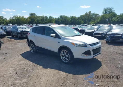 2013 Ford Escape Titanium из США, поврежденный, VIN 1FMCU9J97DUB21573